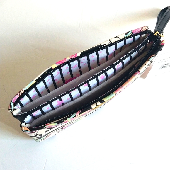 NWT Betsey Johnson Unicorn Wristlet Bag Pouch Card Slots - Picture 6 of 7